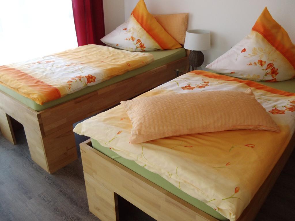 Pension Rammert Grossbettlingen Екстер'єр фото